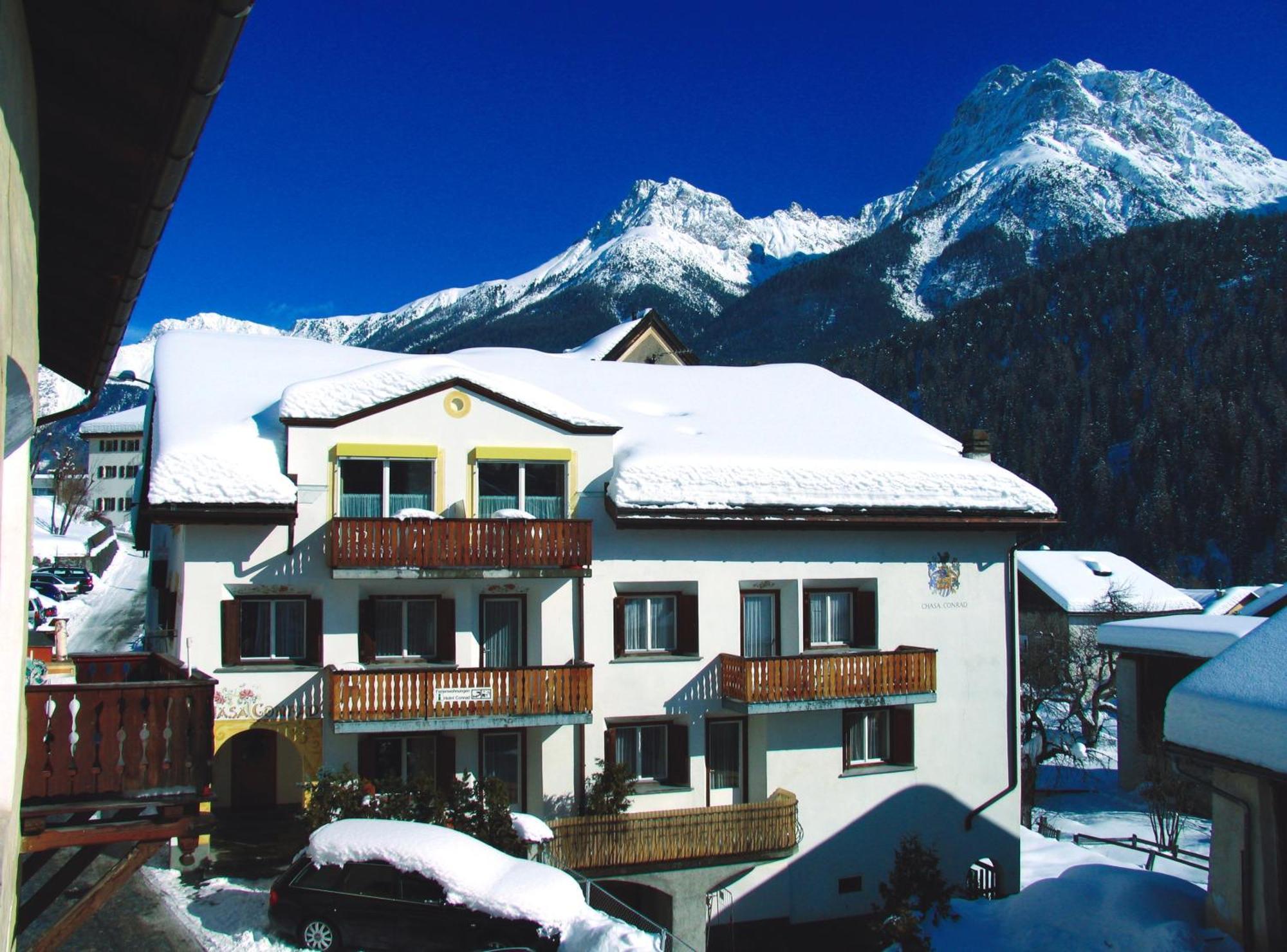 Hotel Conrad Scuol Esterno foto